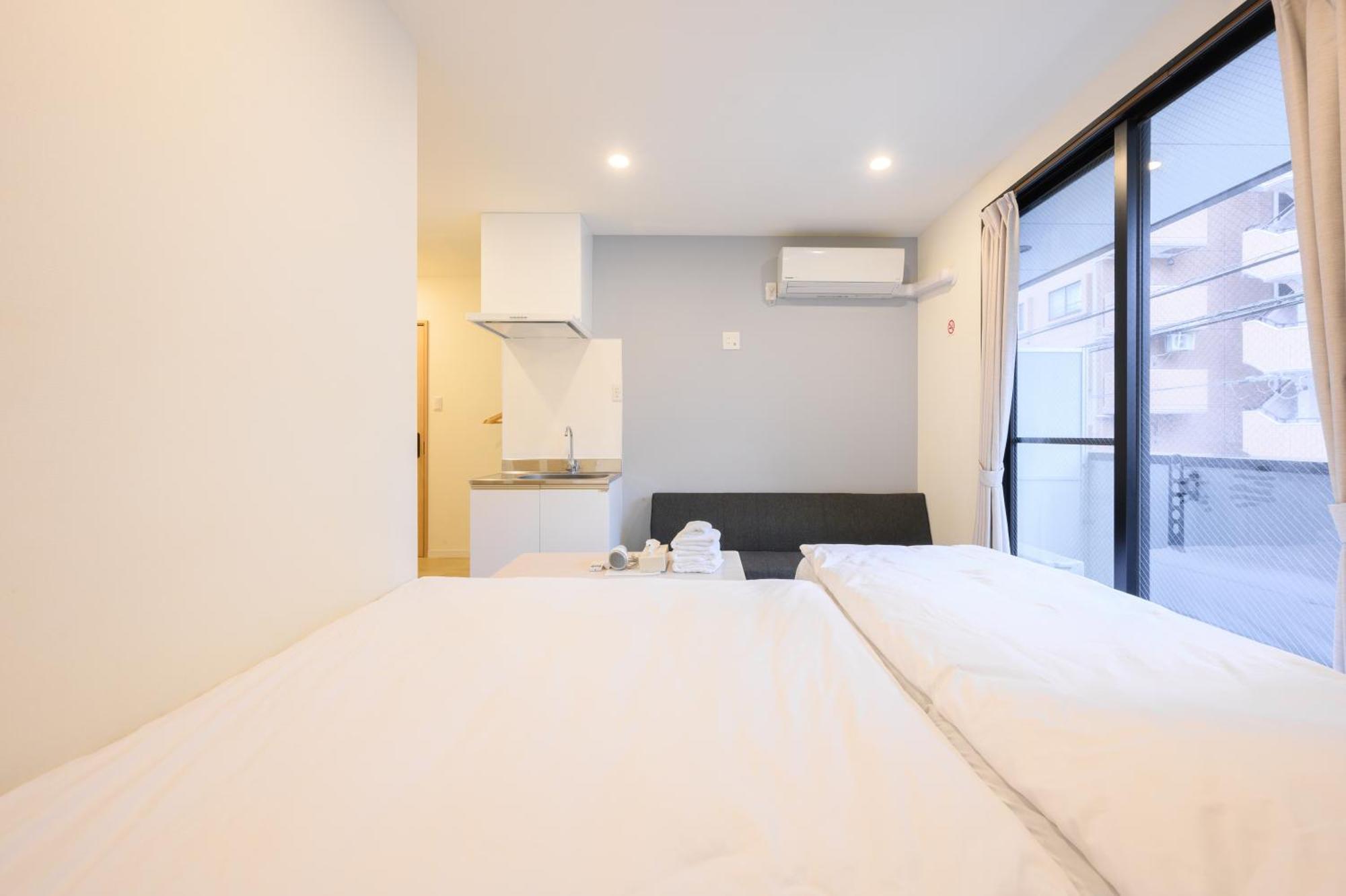 Oku Apartment - Tokyo